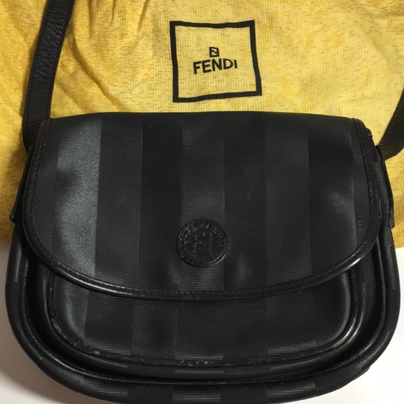FENDI Handbags - FENDI HANDBAG